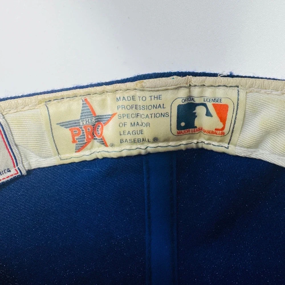 VTG Chicago Cubs Baseball Hat 7 1/4 Blue Red C Logo Sports Specialties 100% Wool